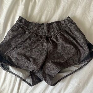 Lululemon hotty totty shorts